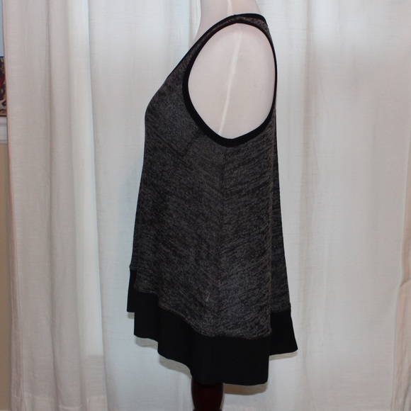 Francesca’s Tank Top - Picture 3 of 4